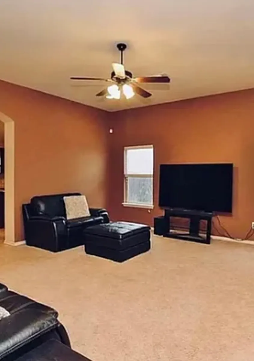Building Photo - 805 Bergen Peak Dr