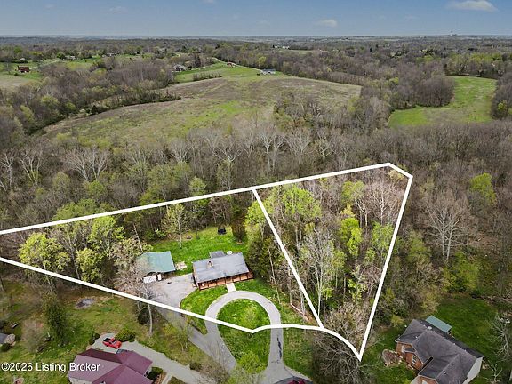 5th image of 195 Maple Ln