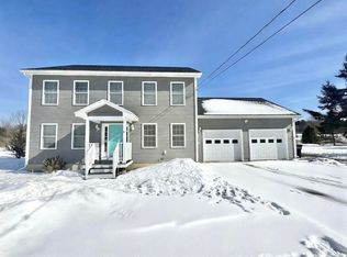 64 Wardtown Rd, Freeport, ME 04032