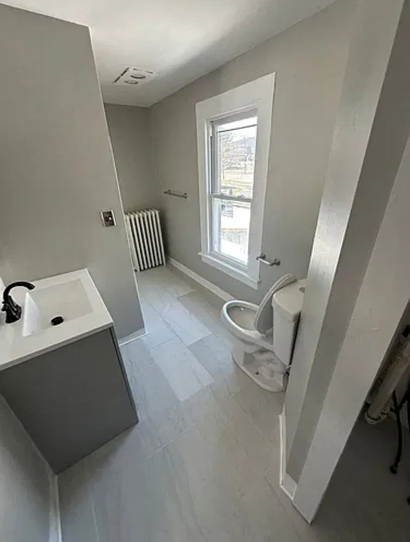 463 Main St, Torrington — Photo 4
