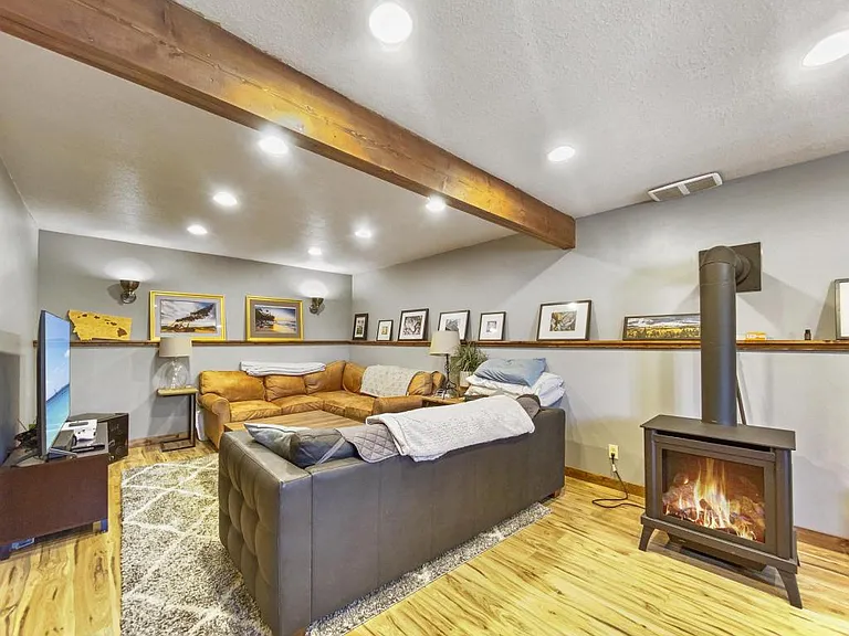 3250 W Hollyhock Dr — Photo 4