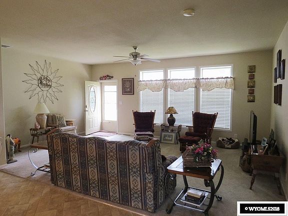 2nd image of 1028 Mesa Ct