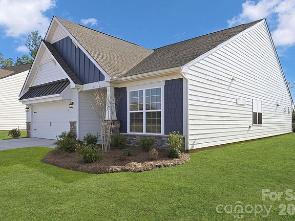 3rd image of 5424 Redbud Rd #71