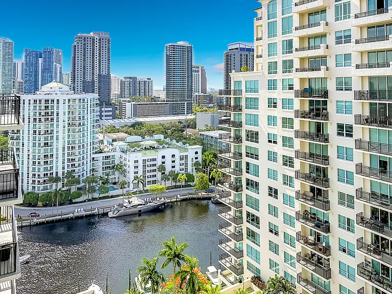 610 W Las Olas Blvd #1819N — Photo 63