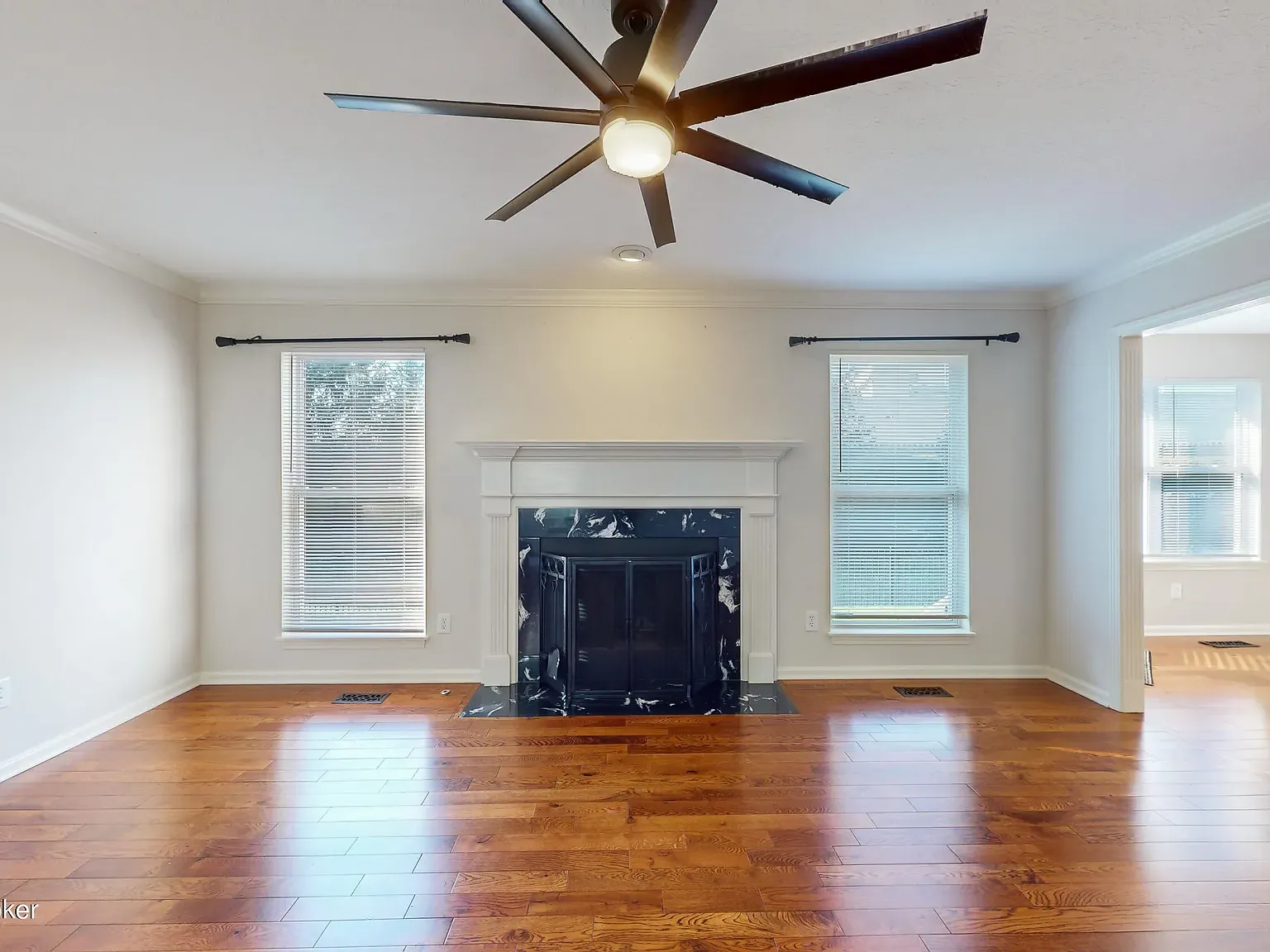 4 bed, 2.5 bath, 2477 sqft, $2,900 — Photo 3