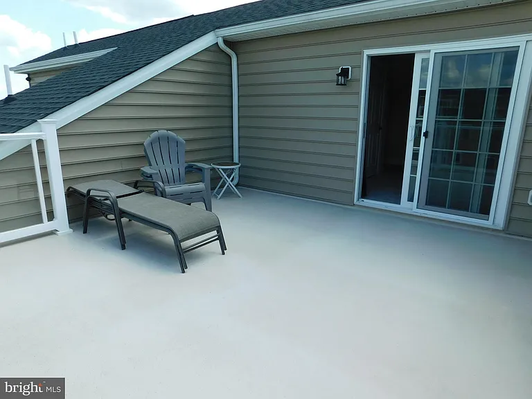 16740 River View Cir — Photo 20