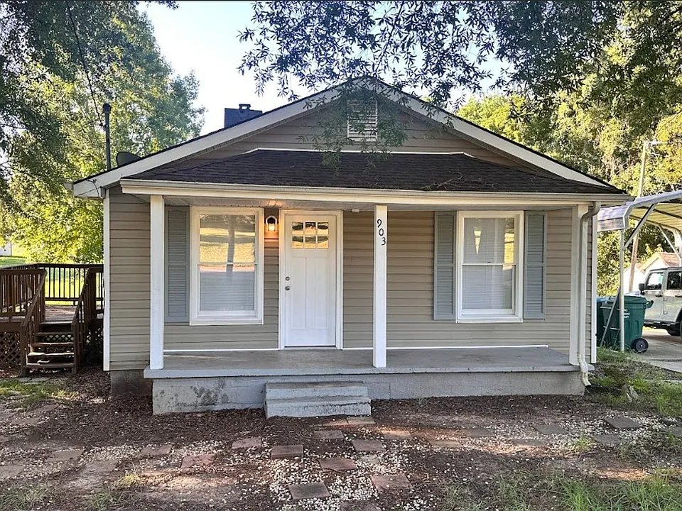 903 W Alabama Ave