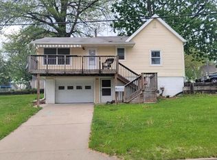 606 S 5th St, Knoxville, IA 50138