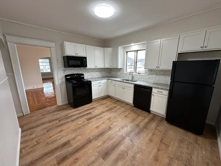 530 Hickory St #530 — Photo 2