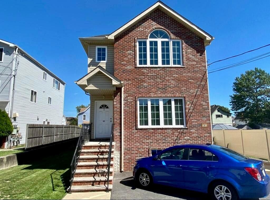 191 Van Name Ave 2, Staten Island, NY 10303 Zillow