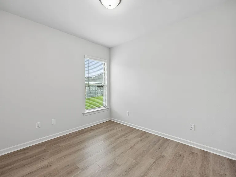 10902 Bonfire Trl — Photo 22