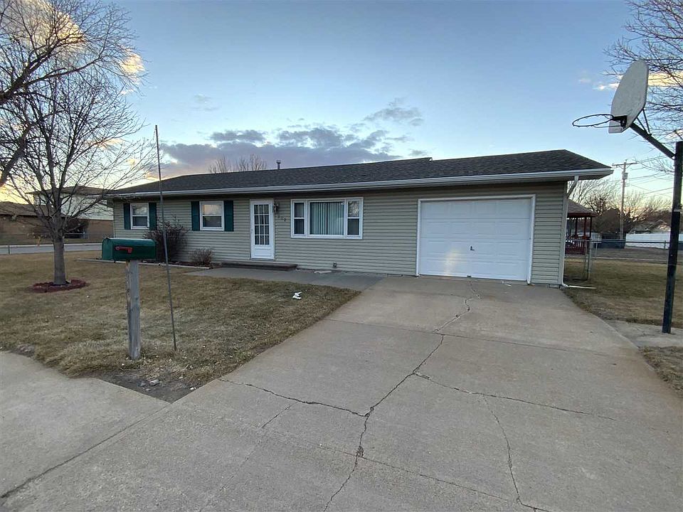 1st image of 202 N Elder Ave
