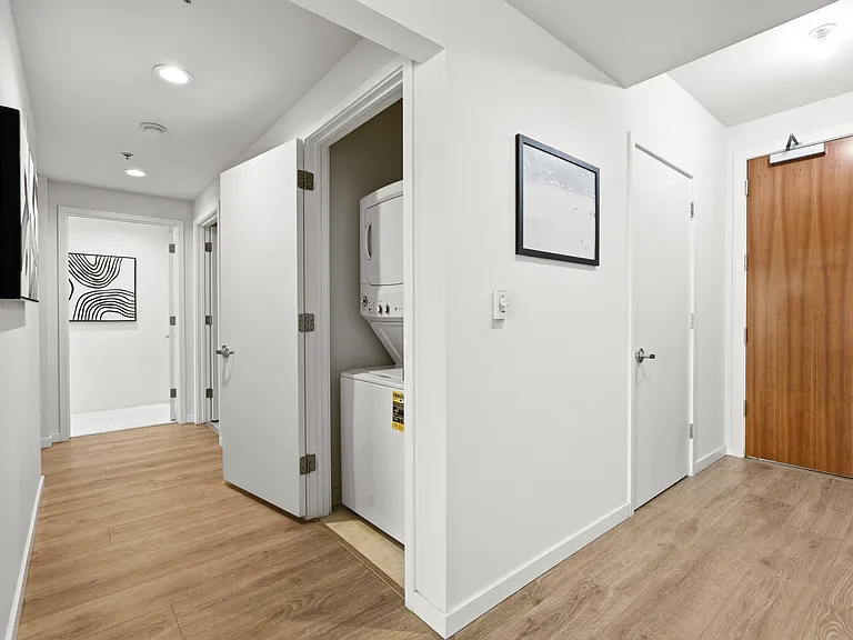1 Mandalay Pl #910 — Photo 13