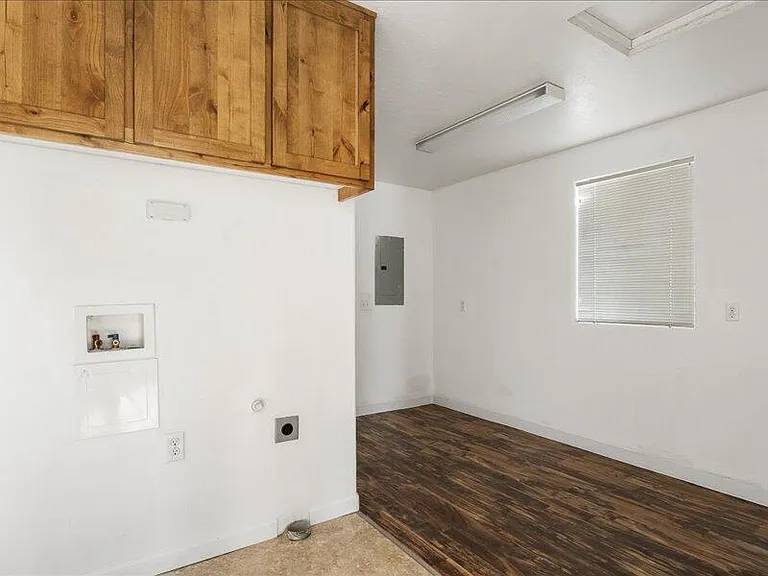 52459 Medill Ct — Photo 10