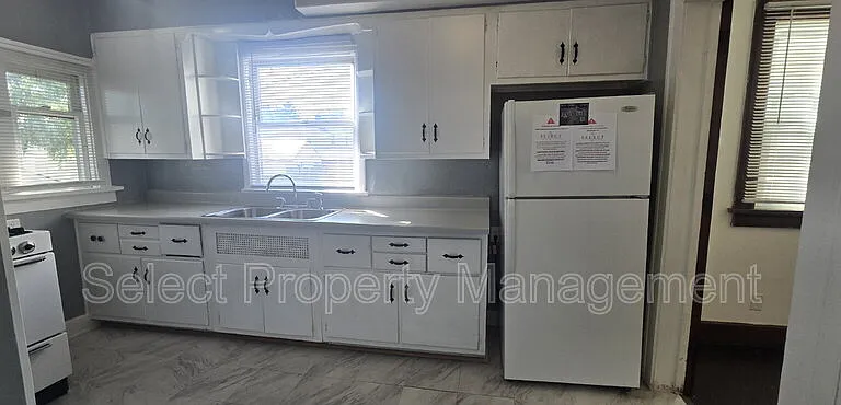 4111 S Calhoun St — Photo 9