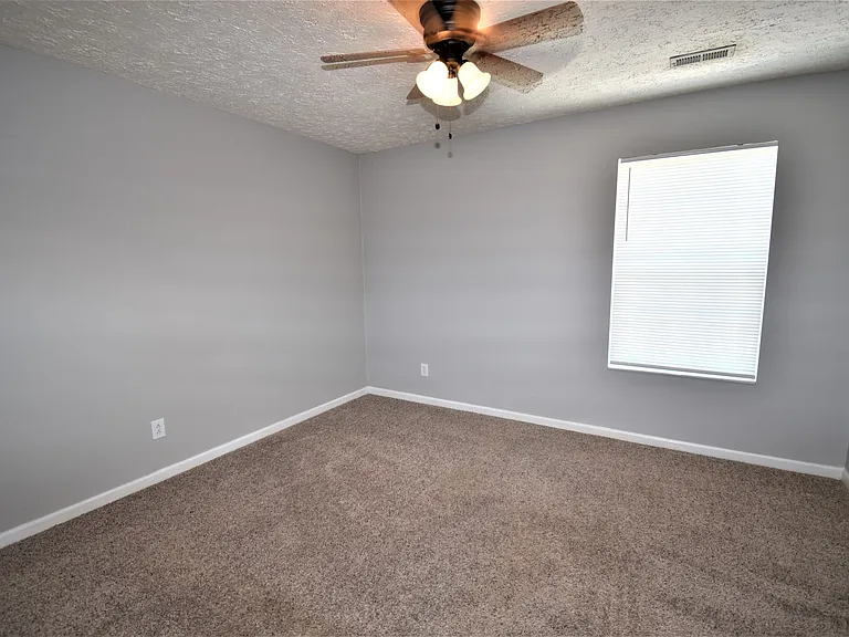 Robb Avenue-765 (x14) — Photo 13