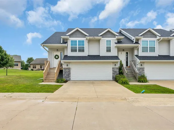 351 Cypress Ct, Solon, IA 52333