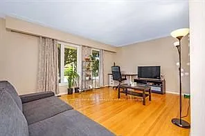 2095 Haig Dr — Photo 3