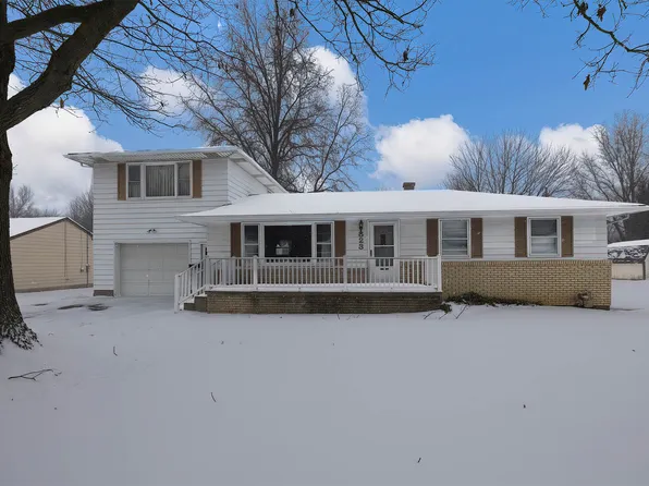 823 Walbridge Rd, Erie, PA 16511