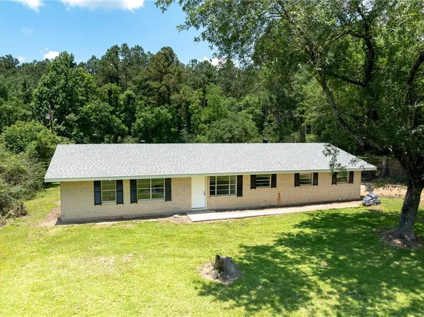 212 South St, Elizabeth, LA 70638