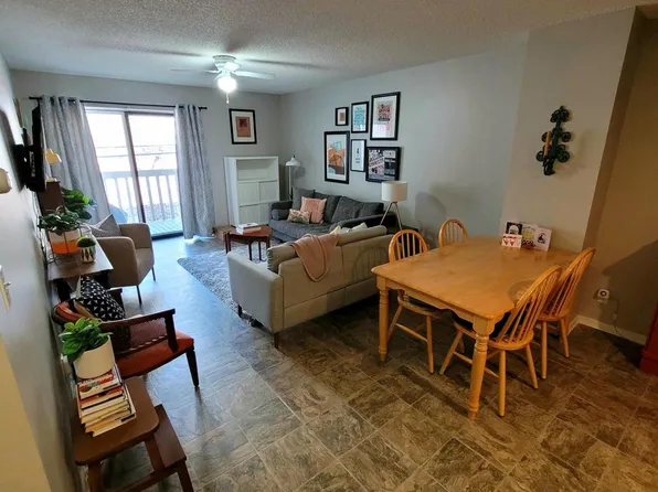 311 Pleasant Ave APT 404, Saint Paul, MN 55102