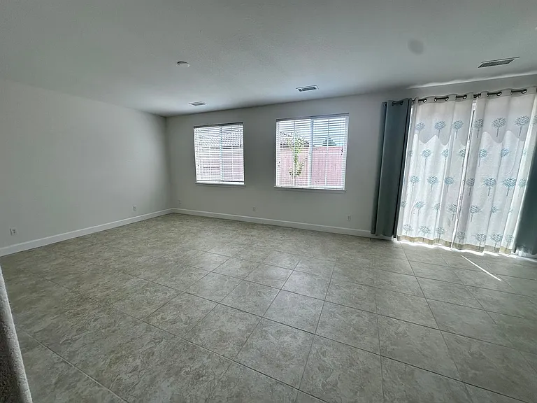 10735 Ridgebrook Dr — Photo 8