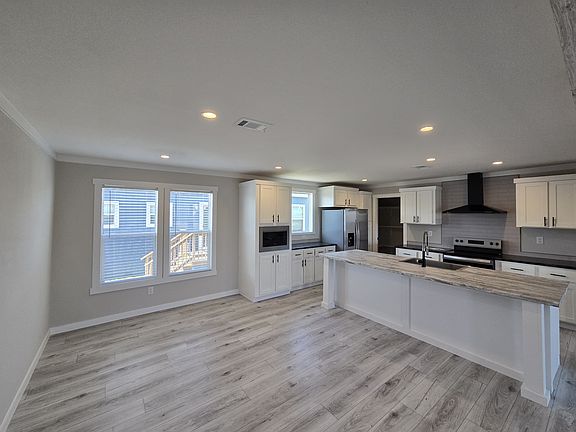 3rd image of 590 Mill Run Ave #197