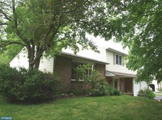 1082 Victory Dr, Yardley, PA 19067