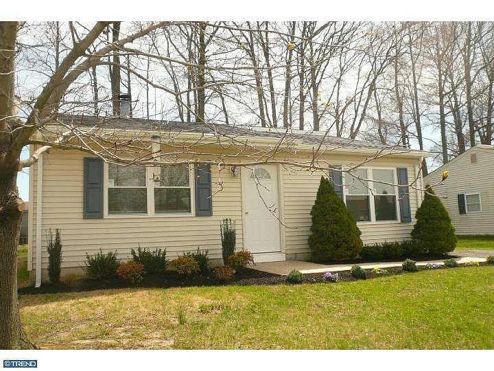 126 Medley Dr photo 1