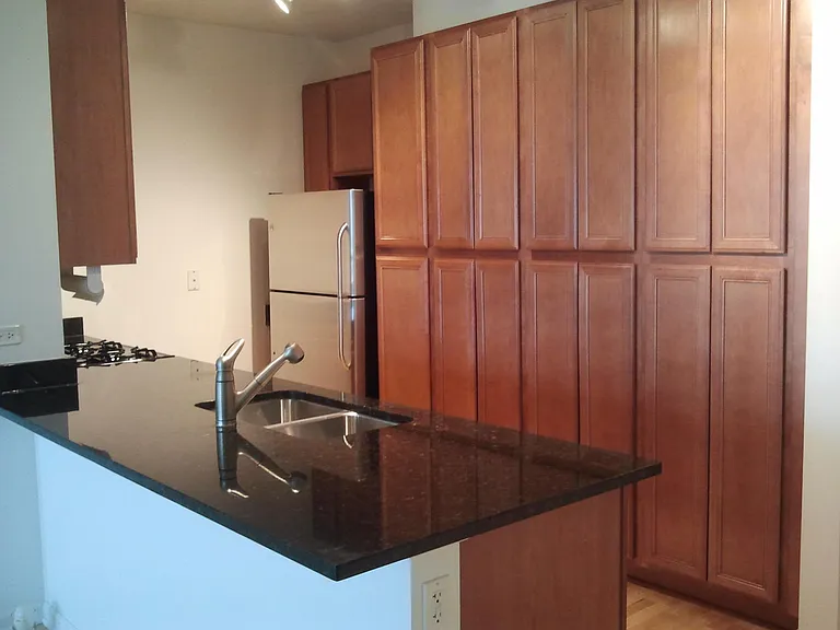 1255 S State St #1906 — Photo 3