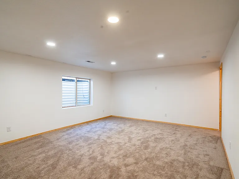 4169 Ascendant Dr — Photo 17