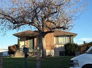 127 N Douglas Ave, Pasco, WA