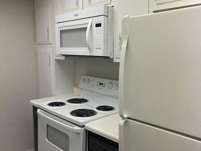 612 S Johnson St #11 — Photo 7