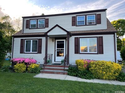 7 Adams Road, Central Islip, NY, 11722