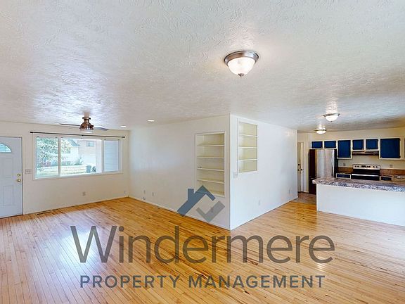 3rd image of 151 E Maple St