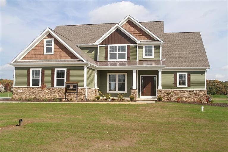 1st image of 191 E Arthur Ln