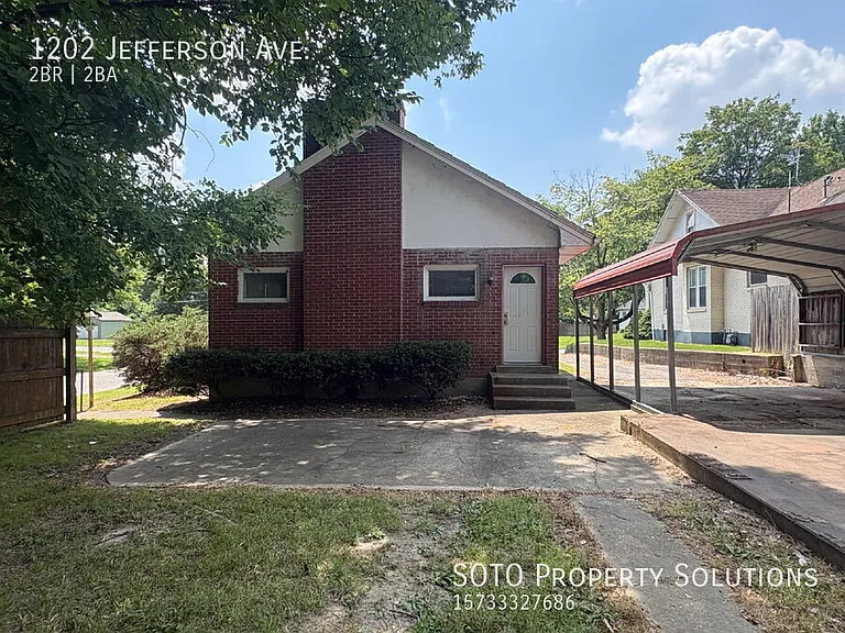 1202 Jefferson Ave — Photo 3