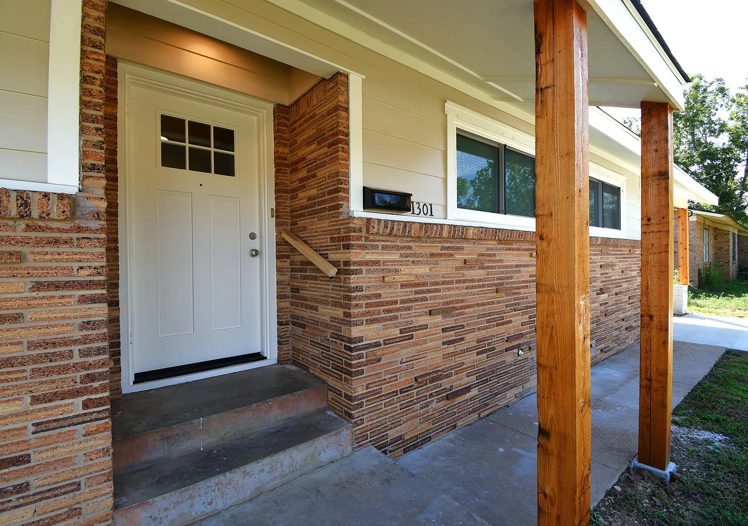 Renovated 3-Bedroom, 1-Bath Near Tyler Jr. College — Photo 3