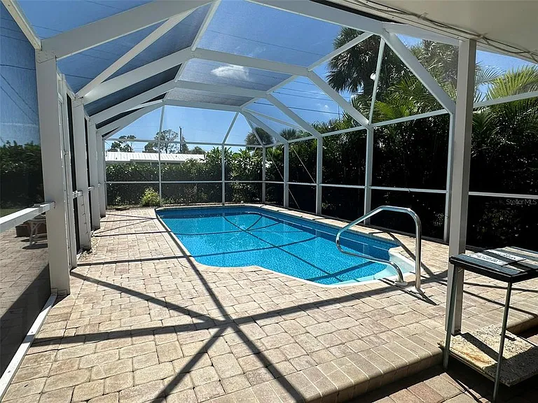 1575 Loralin Dr — Photo 33