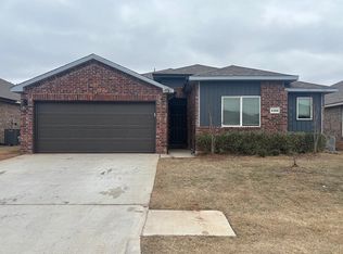 4300 Colt Dr, Mustang, OK 73064