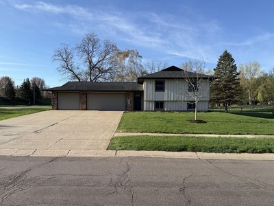 7020 Upper 139th St W, Apple Valley, MN, 55124