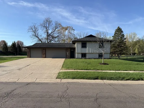 7020 Upper 139th St W, Apple Valley, MN 55124