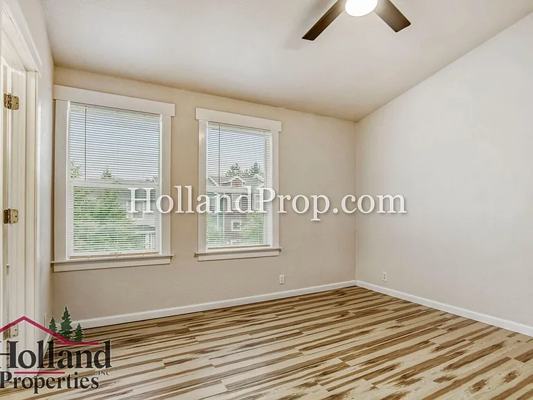 248 NW Prescott Pl — Photo 13