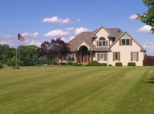 3043 Pingree Rd, Howell, MI 48843