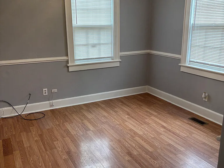 209 Chautauqua Ave — Photo 8