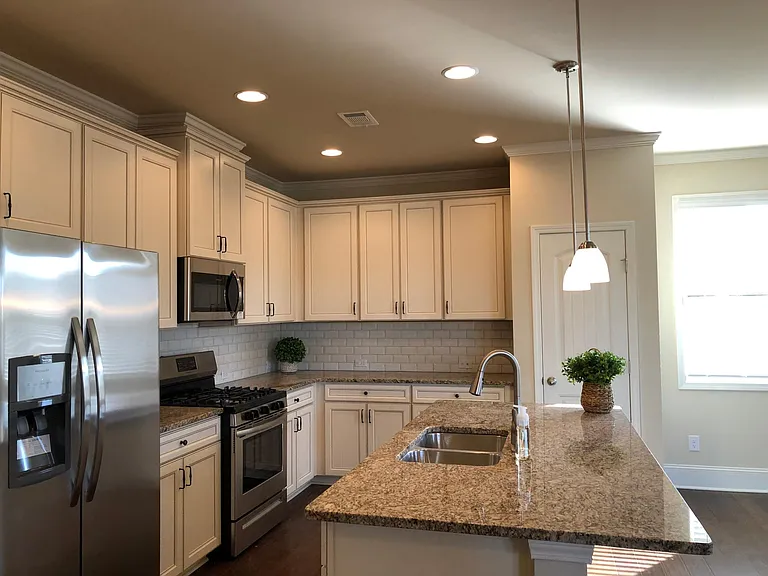4125 Cordova Ln — Photo 9