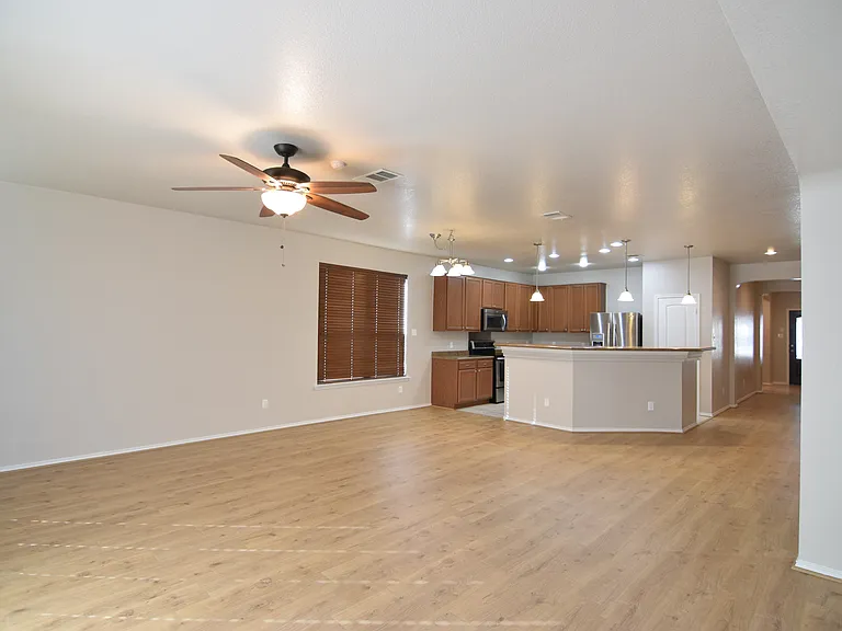 823 Tumbleweed Trl — Photo 6