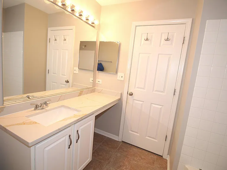 2518 Golf Ridge Cir #2518 — Photo 21