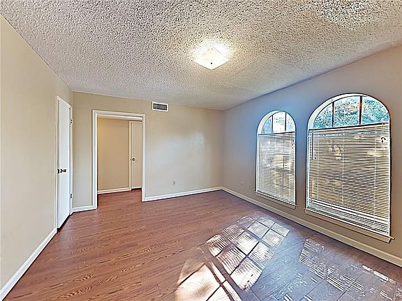 5th image of 2921 Las Vegas Trl #2921