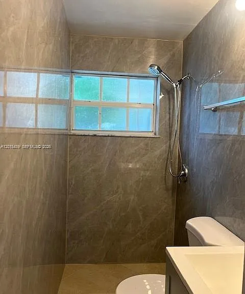 732 Moffett St #4A — Photo 12